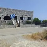 Akrotirio Tainaro House *