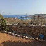 Akrotirio Tainaro House *