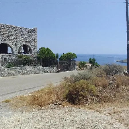 Akrotirio Tainaro House