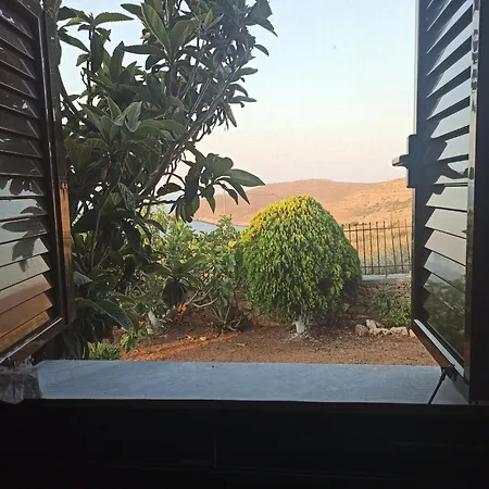 Akrotirio Tainaro House *