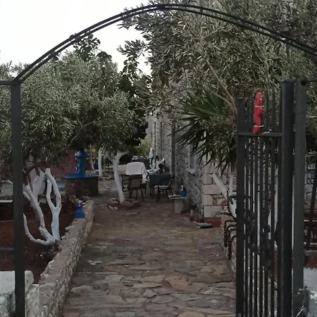 Сasa de vacaciones Akrotirio Tainaro House *