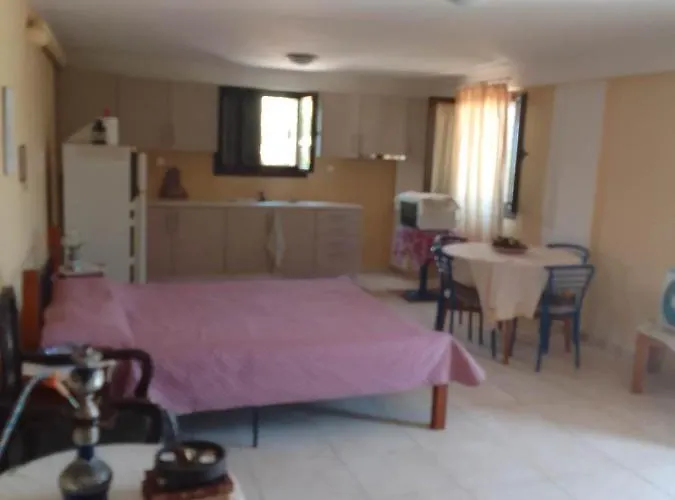 بيت للعطل Akrotirio Tainaro House مارماري
