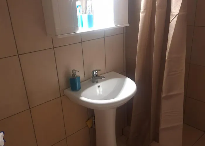 Akrotirio Tainaro House *